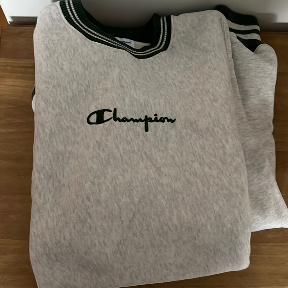 Champion vintage sweater